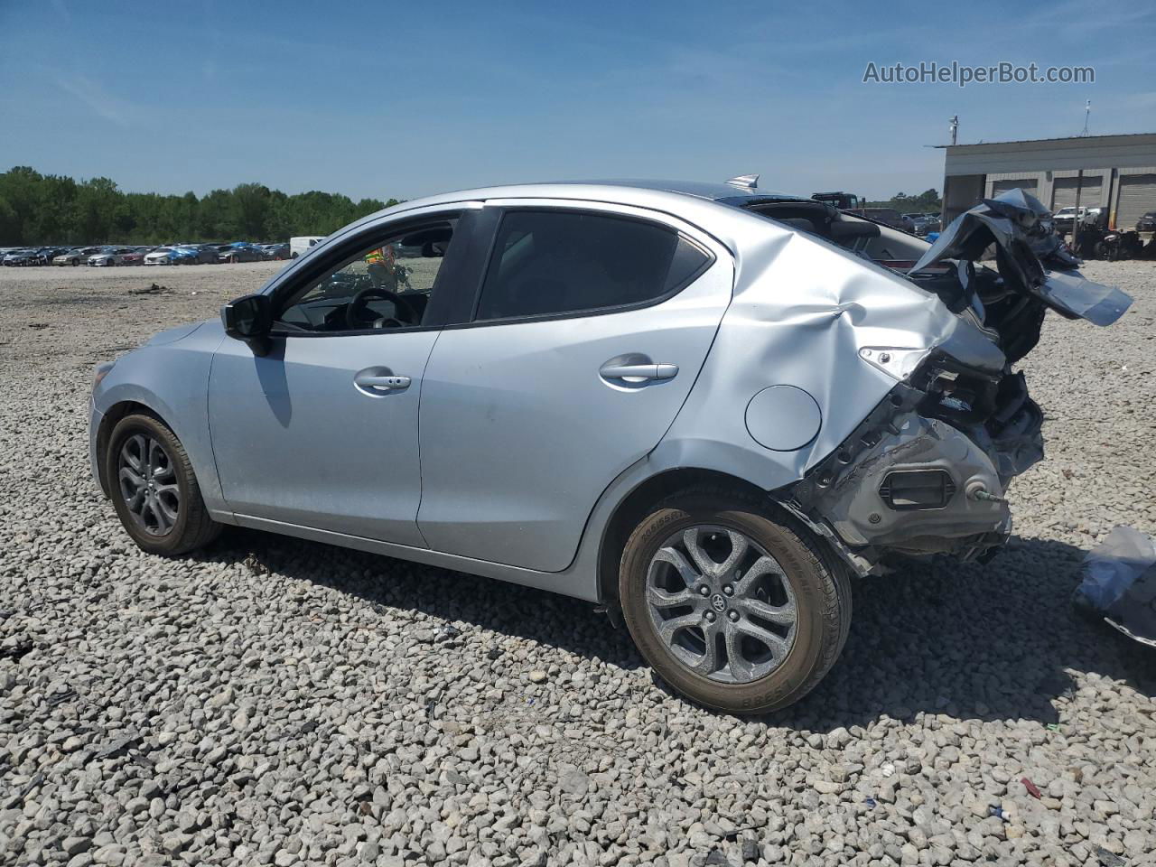 2019 Toyota Yaris L Silver vin: 3MYDLBYV8KY524267