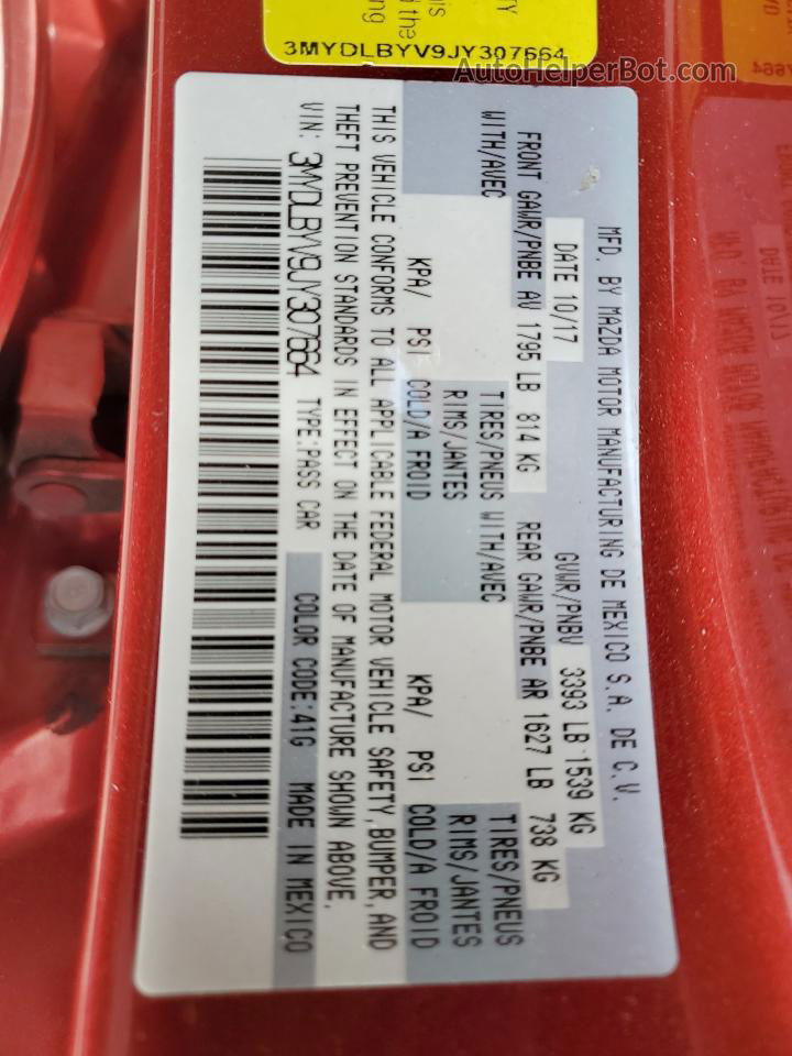 2018 Toyota Yaris Ia  Red vin: 3MYDLBYV9JY307664