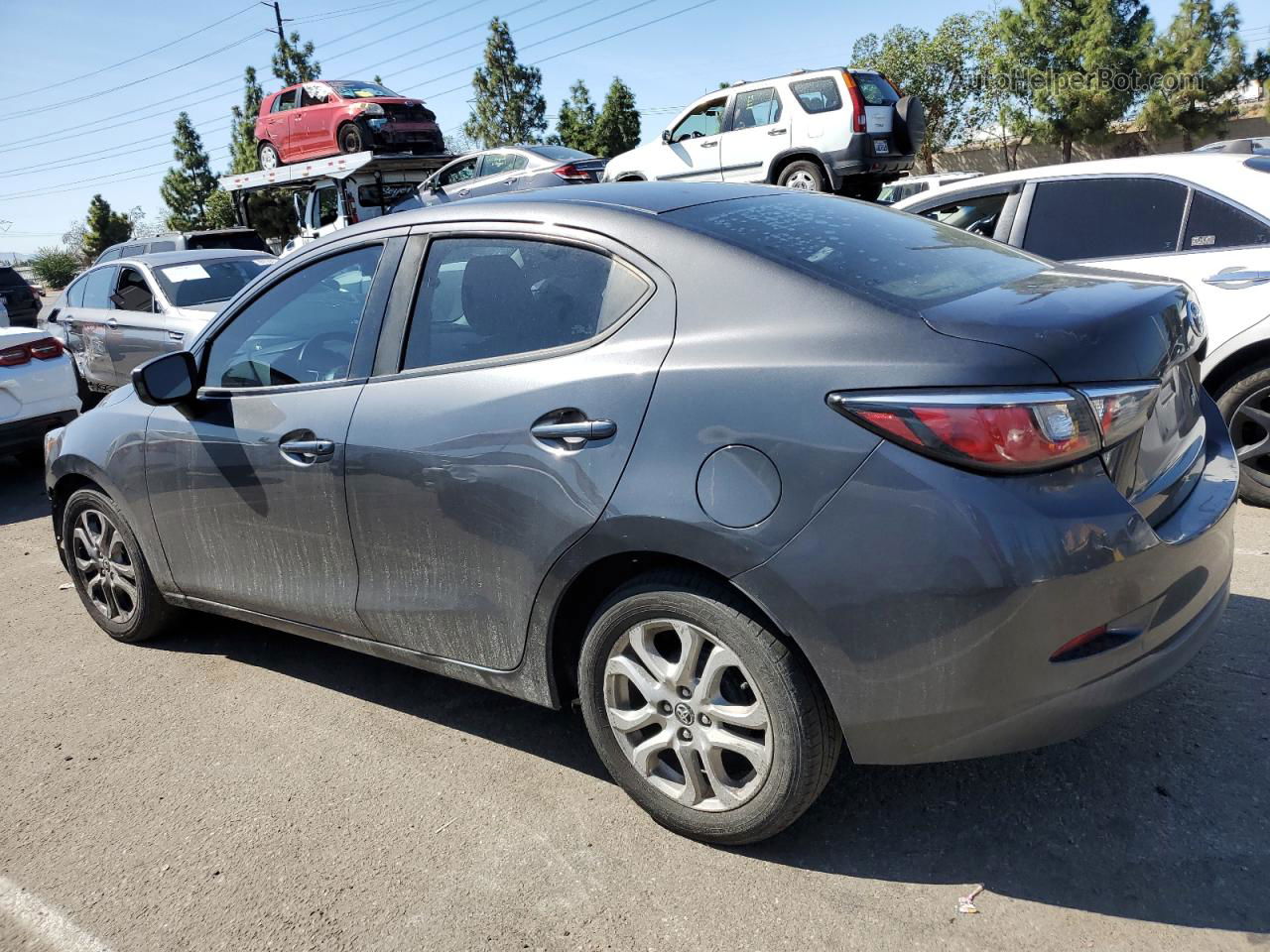 2018 Toyota Yaris Ia  Gray vin: 3MYDLBYV9JY319166