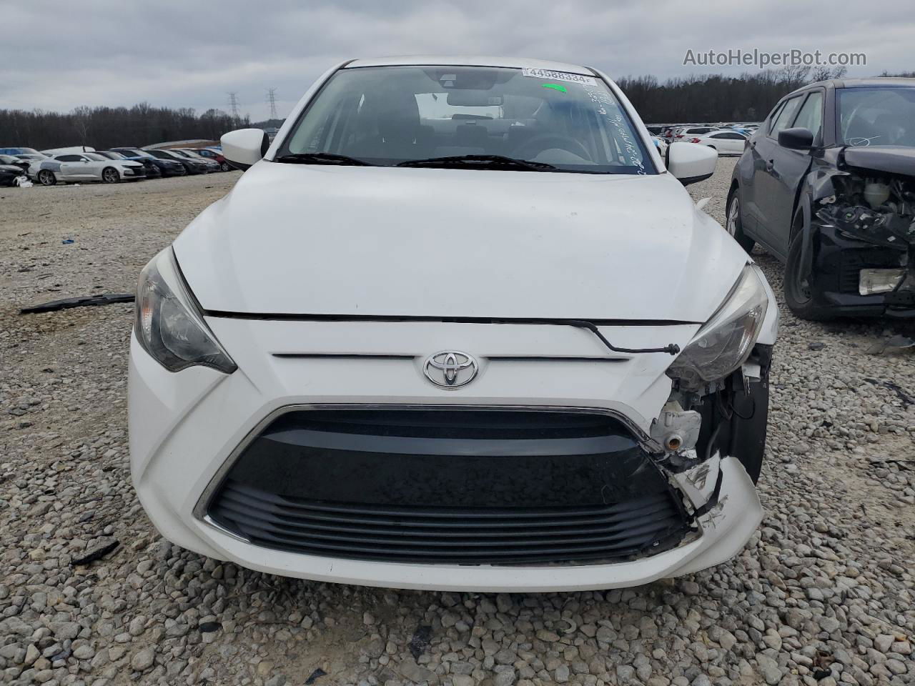 2018 Toyota Yaris Ia  White vin: 3MYDLBYV9JY329079