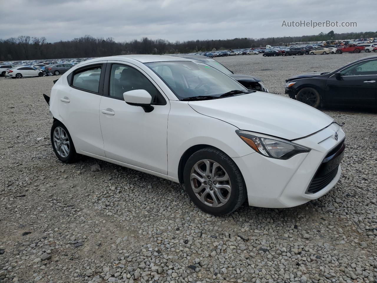 2018 Toyota Yaris Ia  White vin: 3MYDLBYV9JY329079