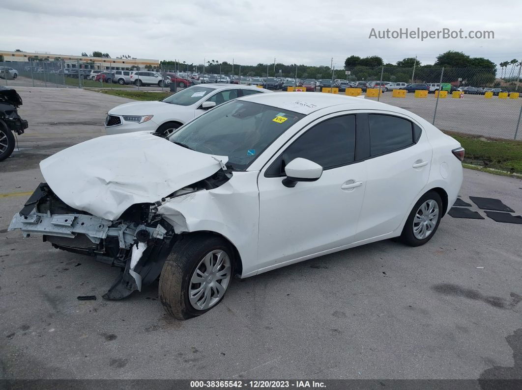 2019 Toyota Yaris L White vin: 3MYDLBYV9KY504819