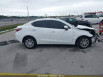 2019 Toyota Yaris L White vin: 3MYDLBYV9KY504819