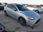 2019 Toyota Yaris Le Silver vin: 3MYDLBYV9KY524469