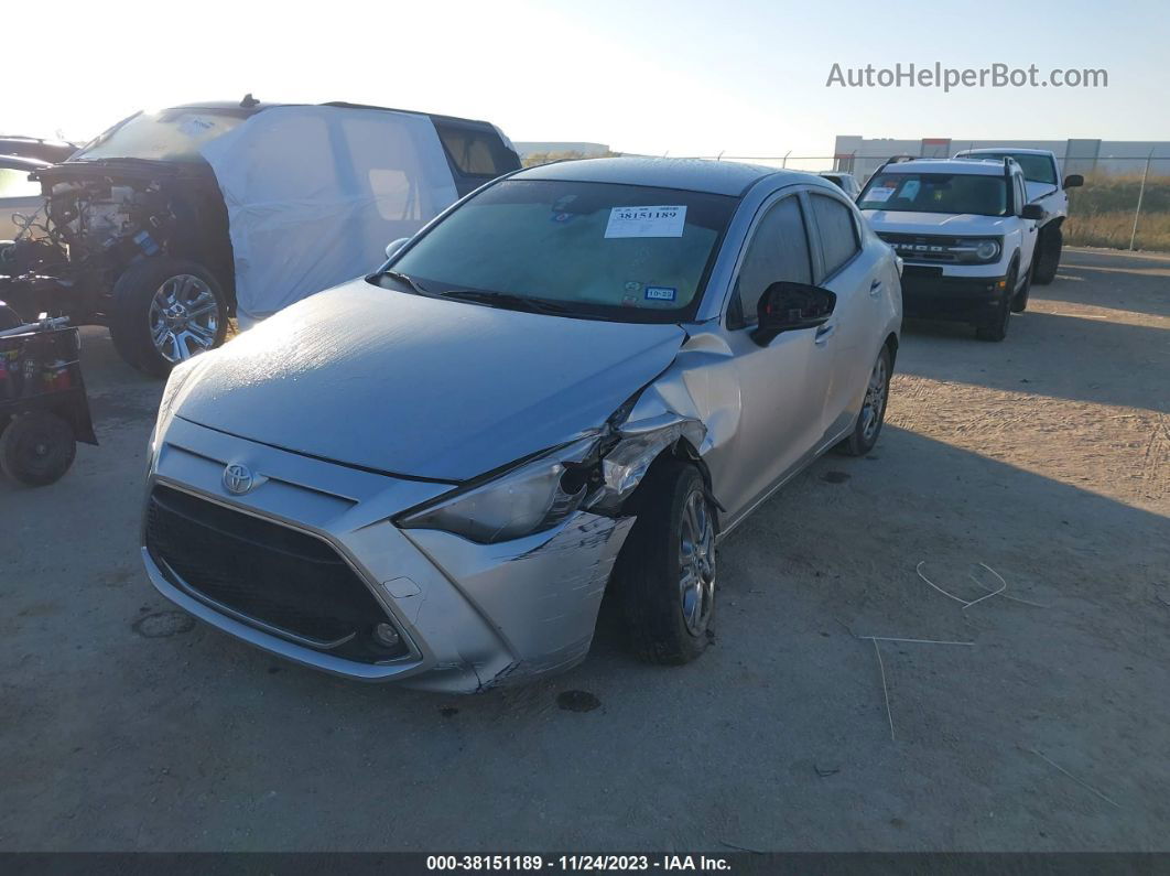 2019 Toyota Yaris Le Silver vin: 3MYDLBYV9KY524469