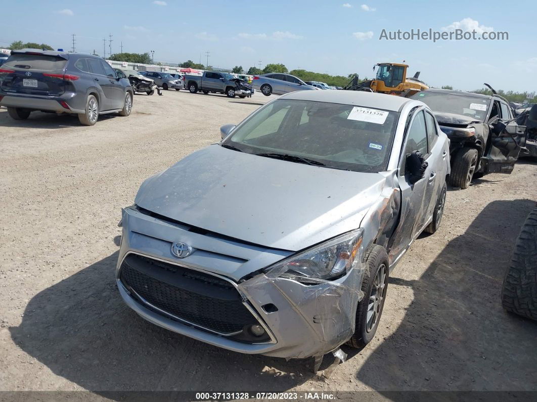 2019 Toyota Yaris Sedan L/le/xle Silver vin: 3MYDLBYV9KY525105