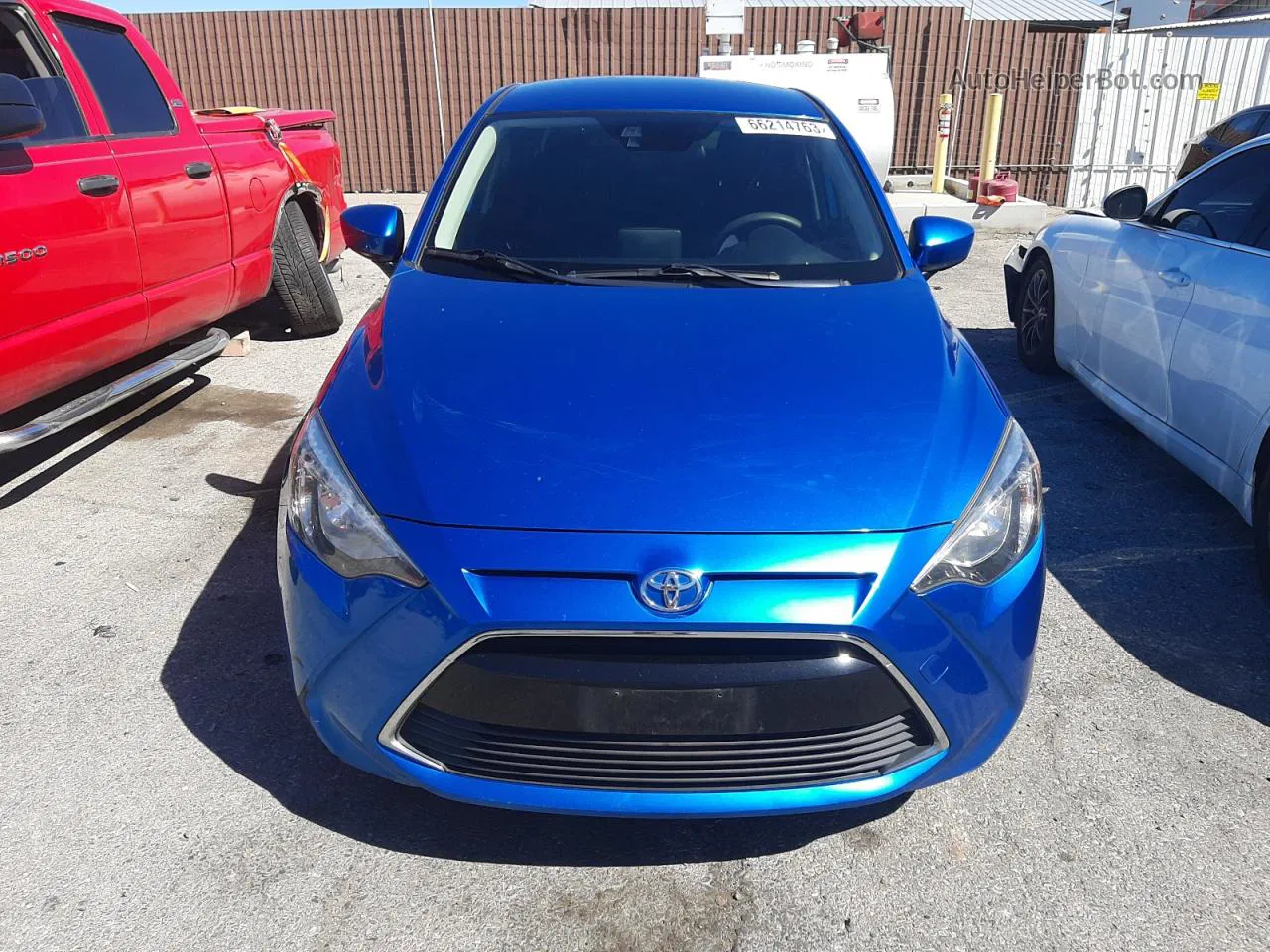 2018 Toyota Yaris Ia  Blue vin: 3MYDLBYVXJY304787