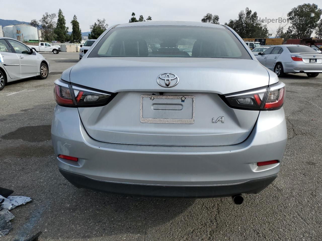 2018 Toyota Yaris Ia  Silver vin: 3MYDLBYVXJY306801