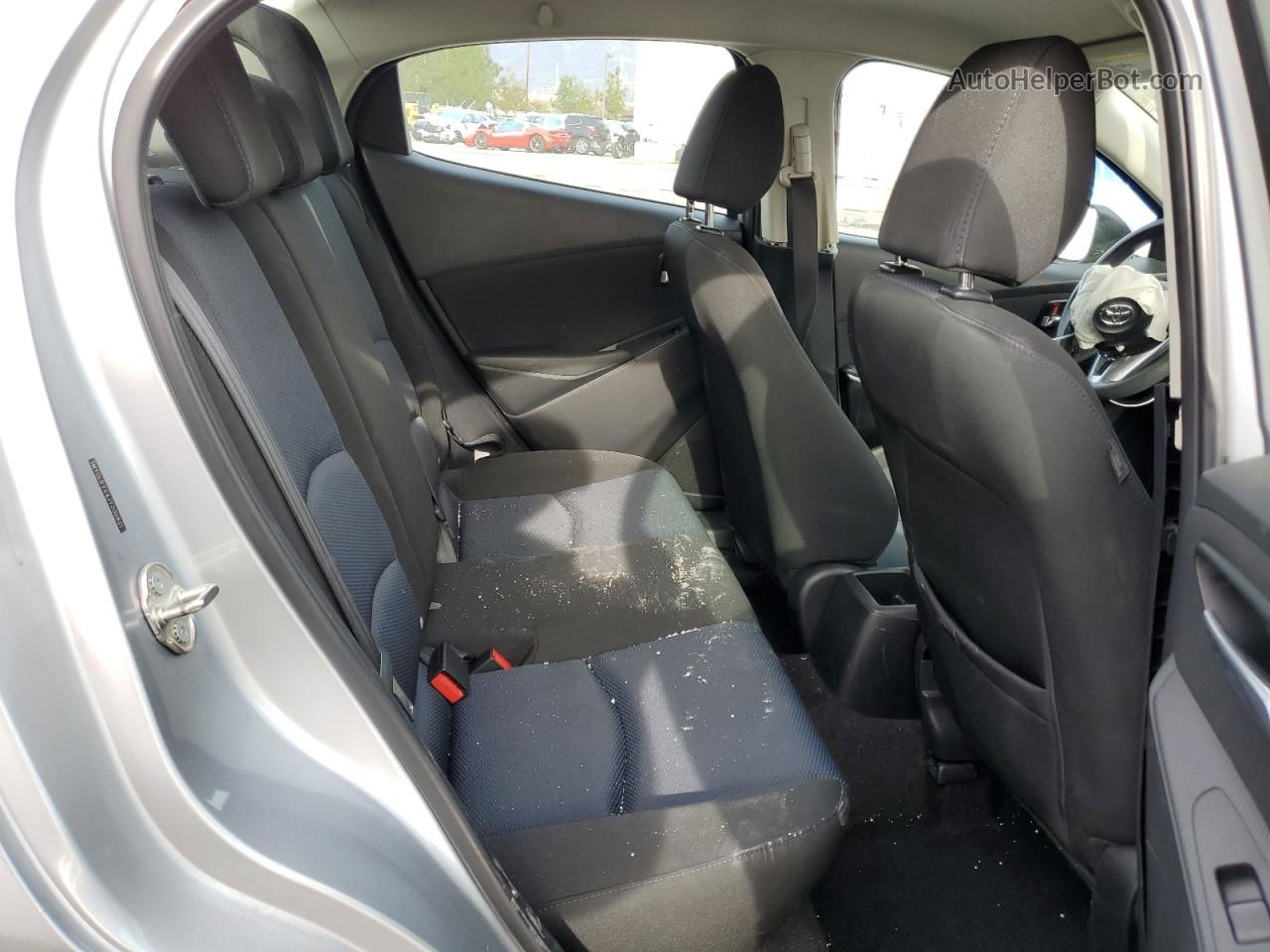 2018 Toyota Yaris Ia  Silver vin: 3MYDLBYVXJY306801