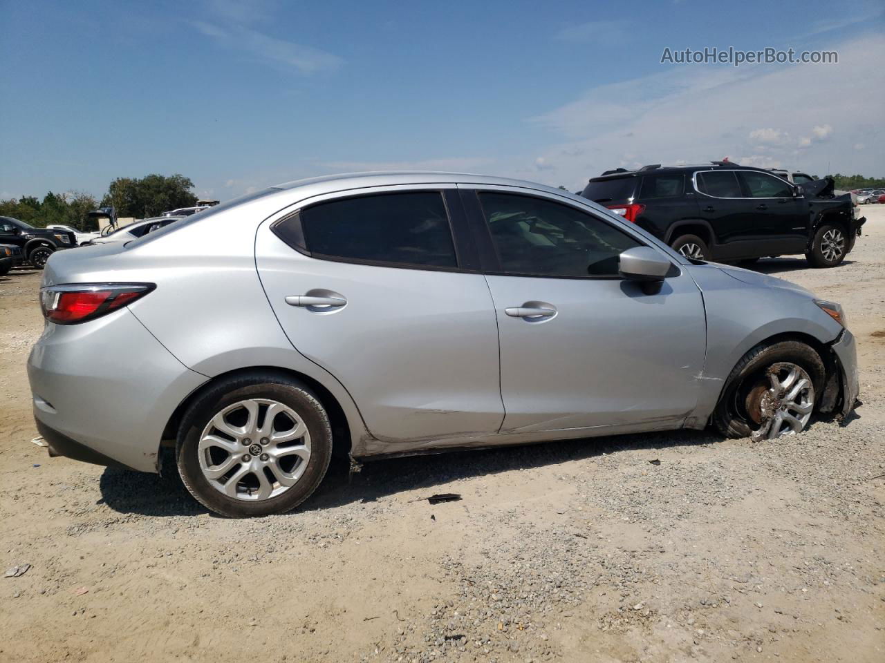 2018 Toyota Yaris Ia  Silver vin: 3MYDLBYVXJY314235