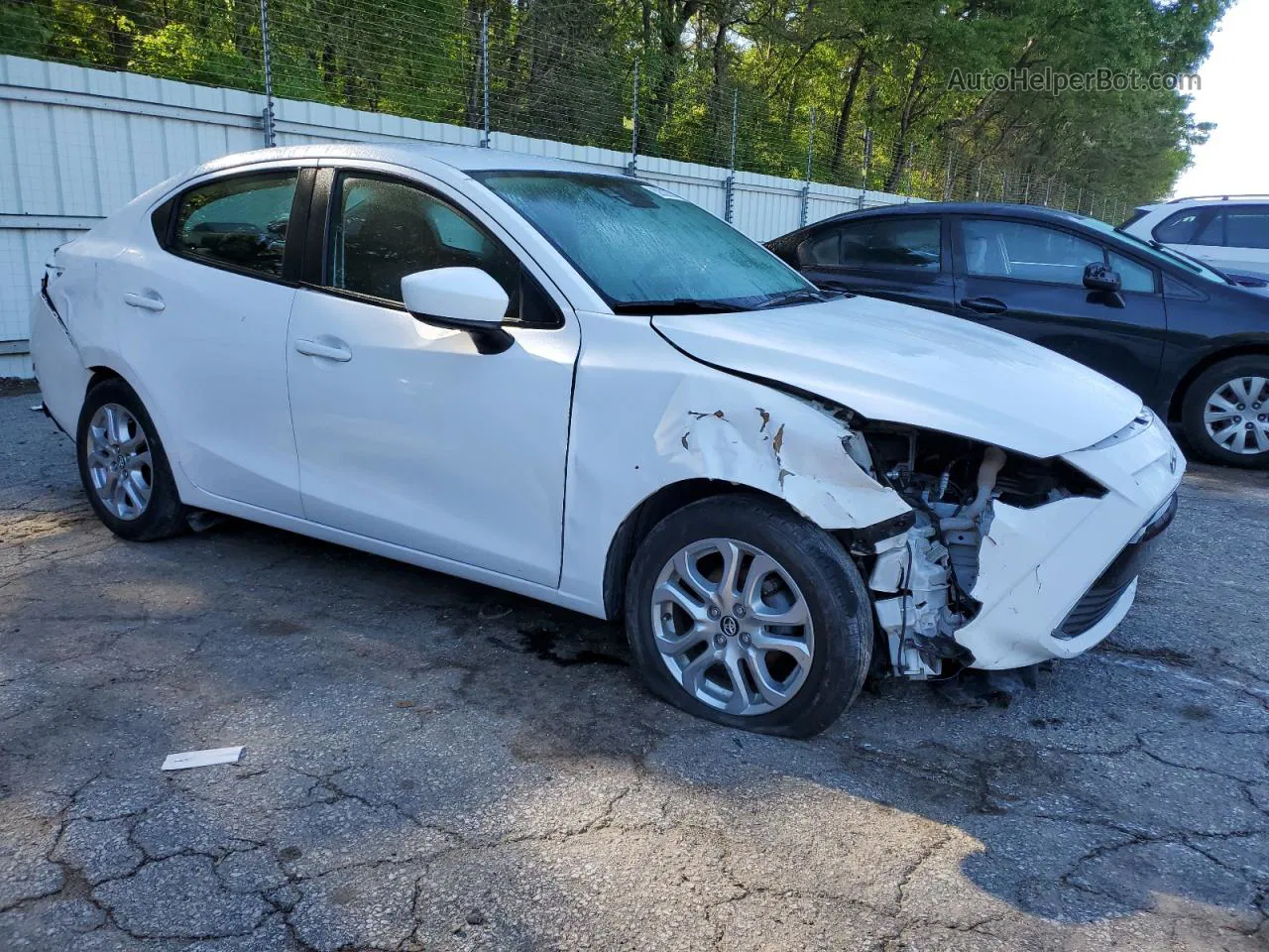 2018 Toyota Yaris Ia  White vin: 3MYDLBYVXJY316146