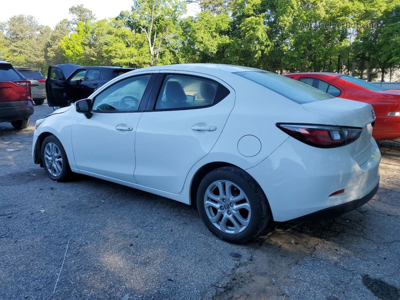 2018 Toyota Yaris Ia  White vin: 3MYDLBYVXJY316146