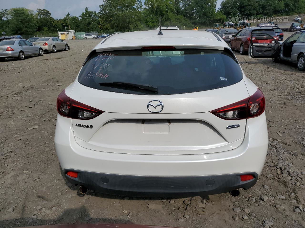 2015 Mazda 3 Touring Белый vin: 3MZBM1L7XFM184054