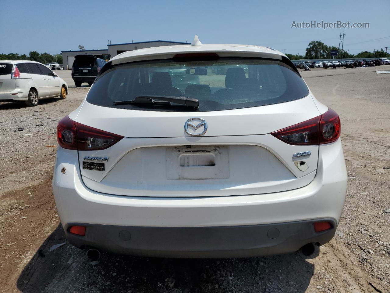 2016 Mazda 3 Touring White vin: 3MZBM1M74GM243924