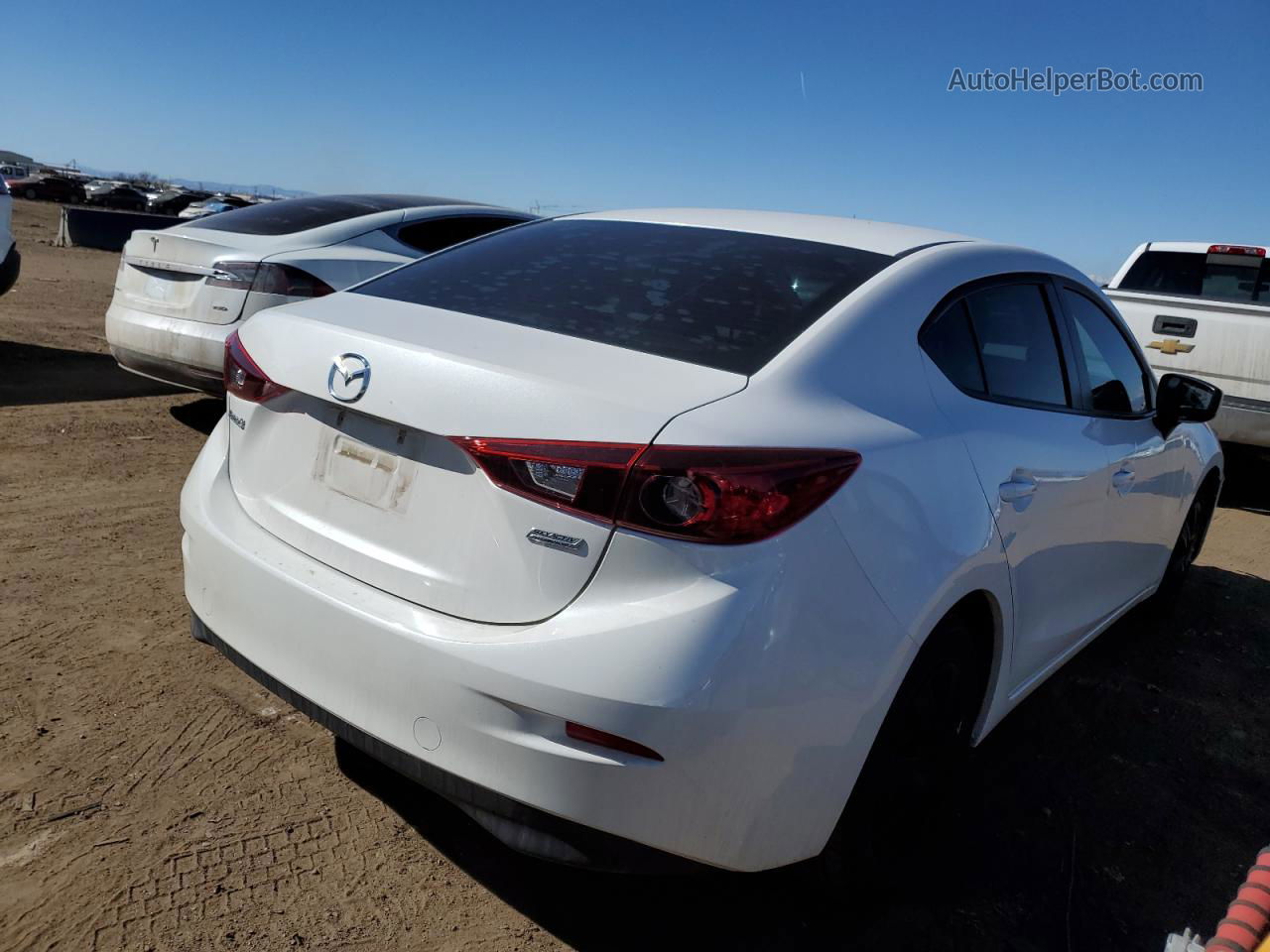 2015 Mazda 3 Sport White vin: 3MZBM1U7XFM209341