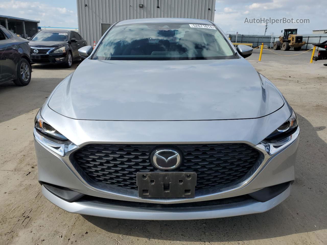 2021 Mazda 3  Silver vin: 3MZBPAA77MM203618