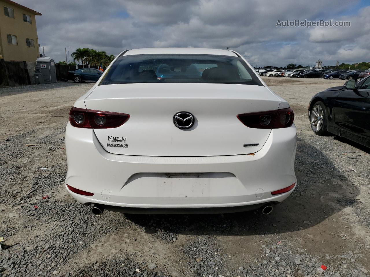 2021 Mazda 3  Белый vin: 3MZBPAAL0MM204980