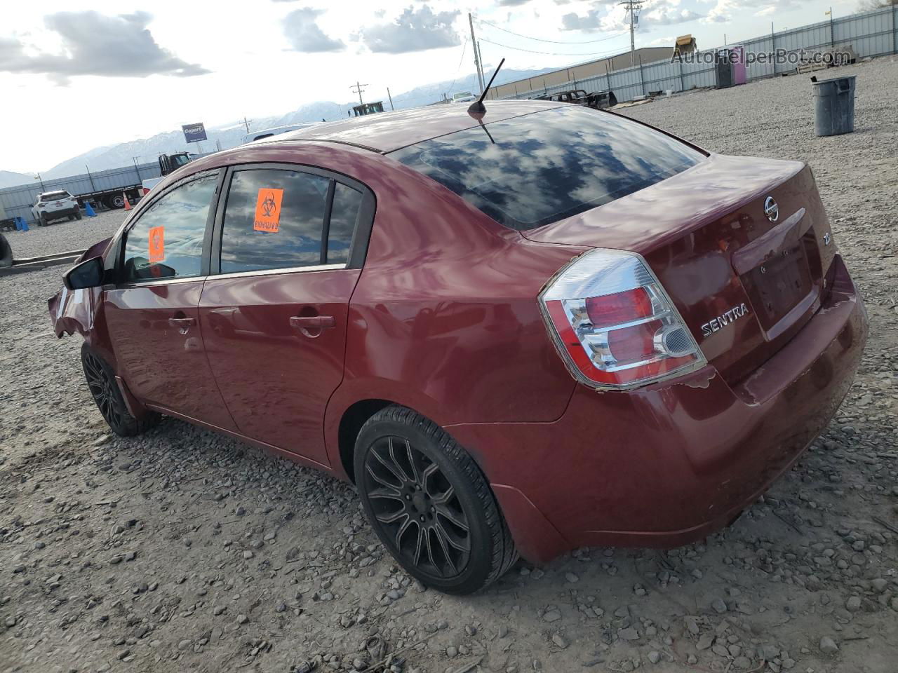 2007 Nissan Sentra 2.0 Red vin: 3N1AB61E17L645980