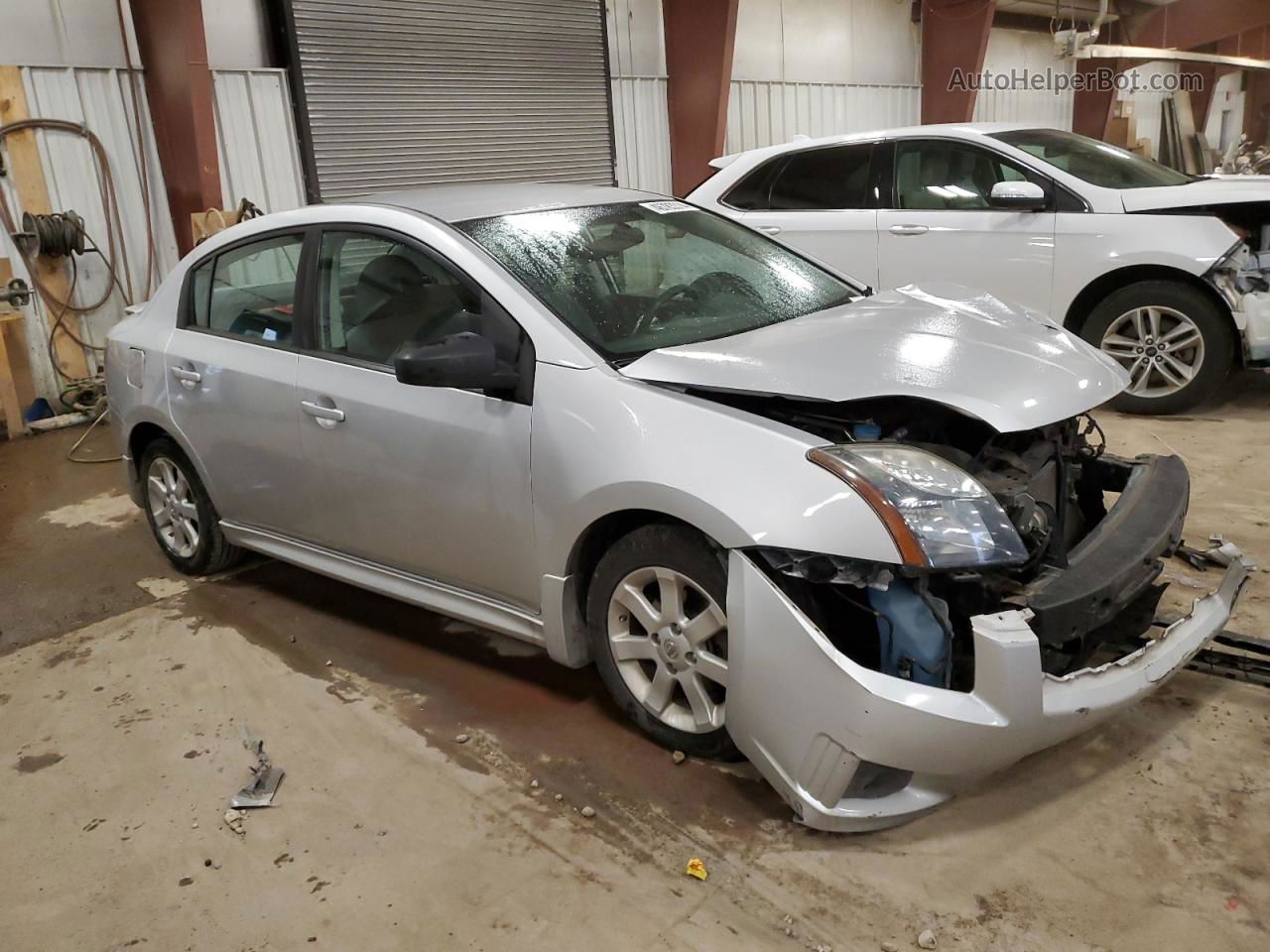 2012 Nissan Sentra 2.0 Серебряный vin: 3N1AB6AP0CL731339