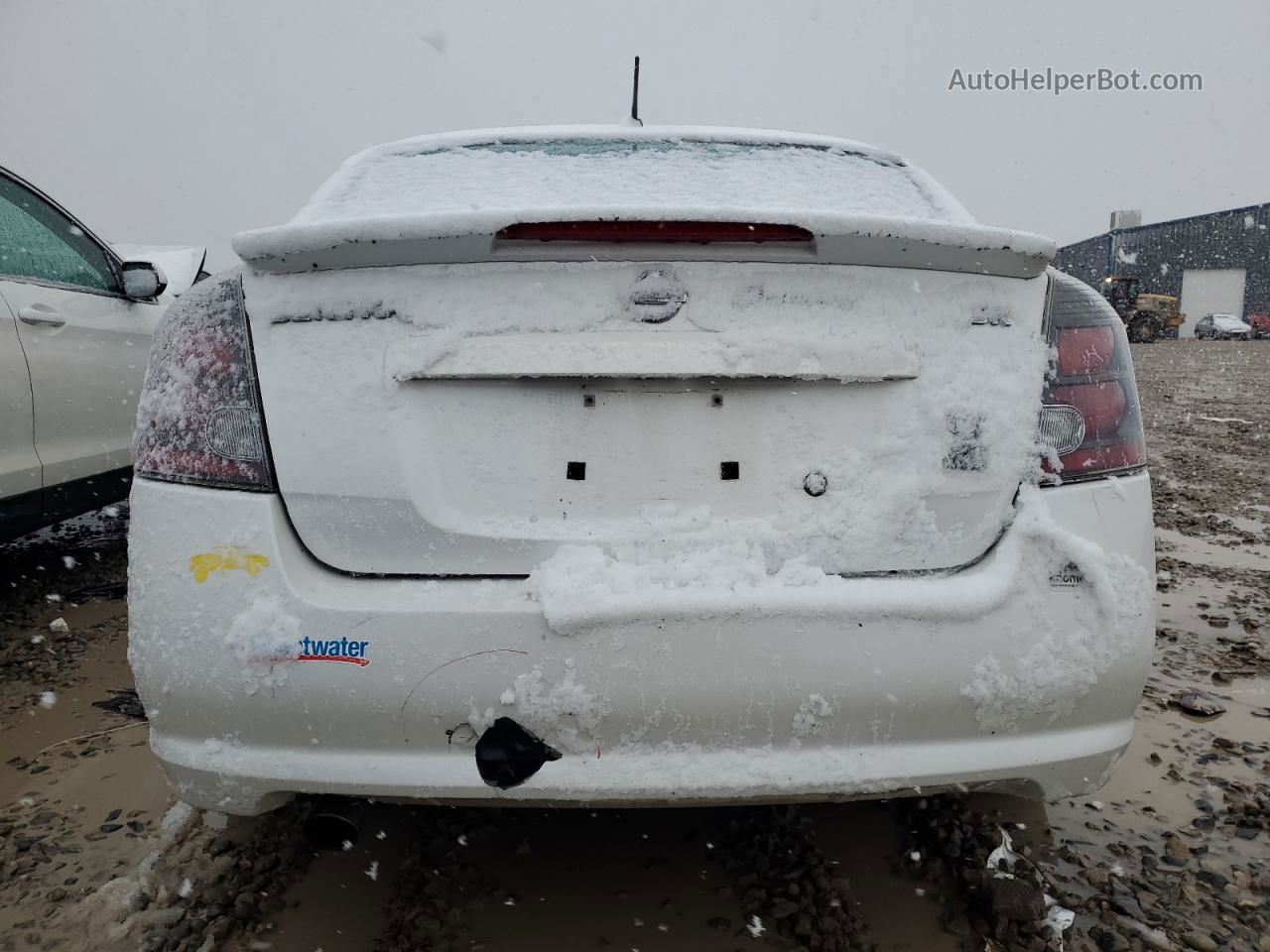 2012 Nissan Sentra 2.0 Белый vin: 3N1AB6AP3CL755327