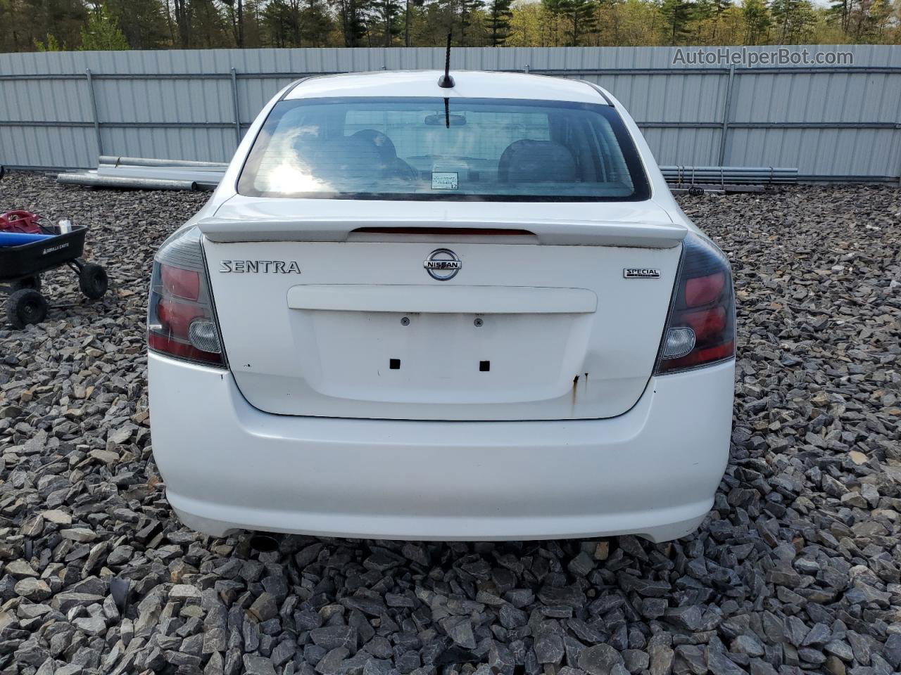 2012 Nissan Sentra 2.0 Белый vin: 3N1AB6AP3CL774556