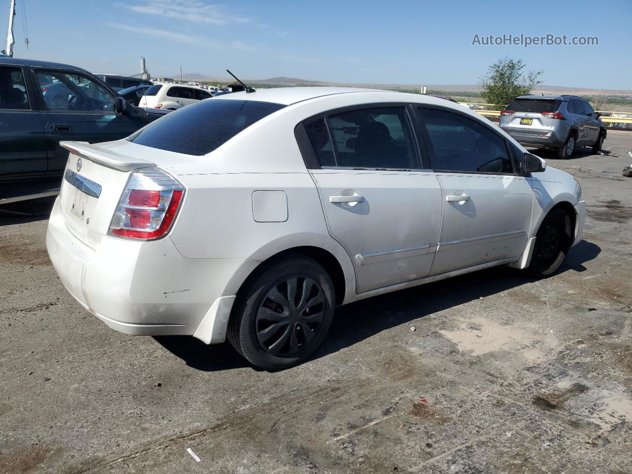 2012 Nissan Sentra 2.0 Белый vin: 3N1AB6AP6CL762420