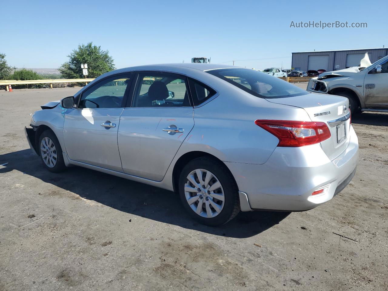 2016 Nissan Sentra S Серебряный vin: 3N1AB7AP0GY320053