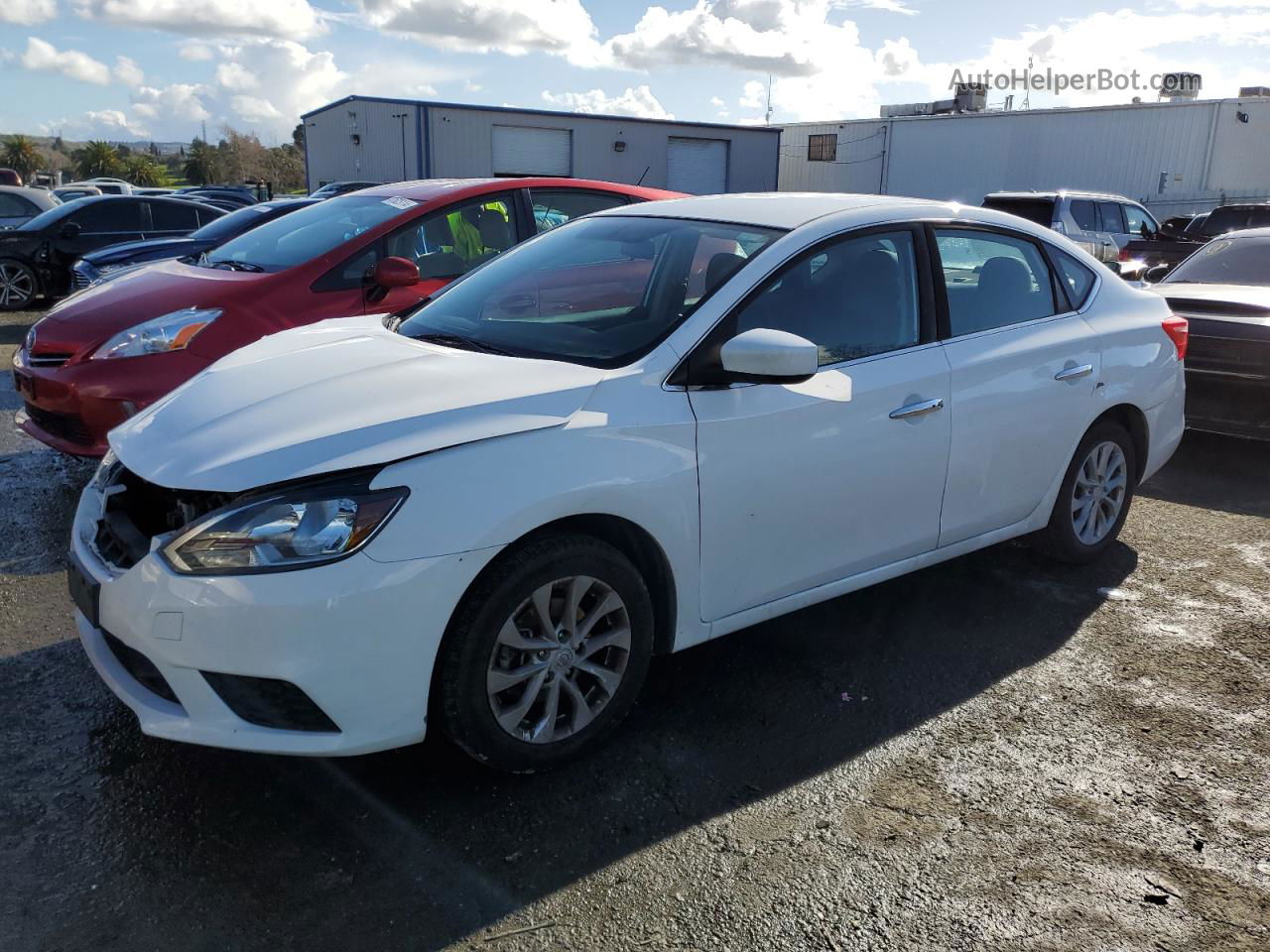 2018 Nissan Sentra S Белый vin: 3N1AB7AP0JL627582