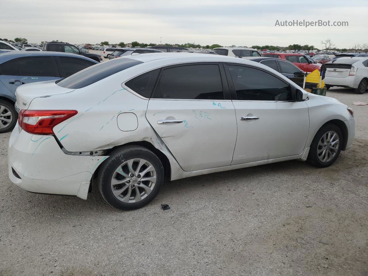 2018 Nissan Sentra S White vin: 3N1AB7AP0JY256197