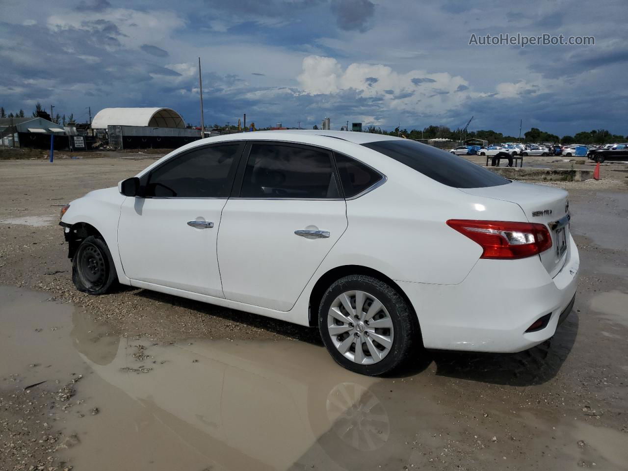 2018 Nissan Sentra S White vin: 3N1AB7AP0JY273811