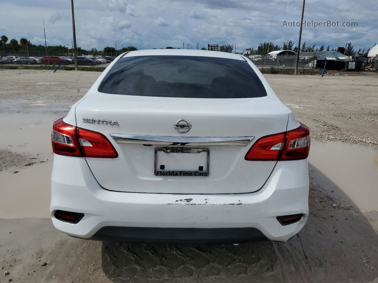 2018 Nissan Sentra S White vin: 3N1AB7AP0JY273811