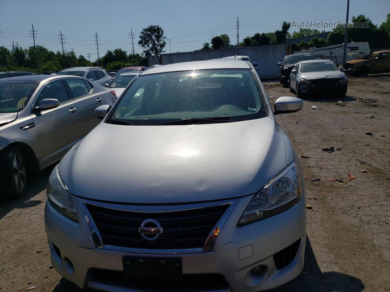 2014 Nissan Sentra S Серебряный vin: 3N1AB7AP1EY259180