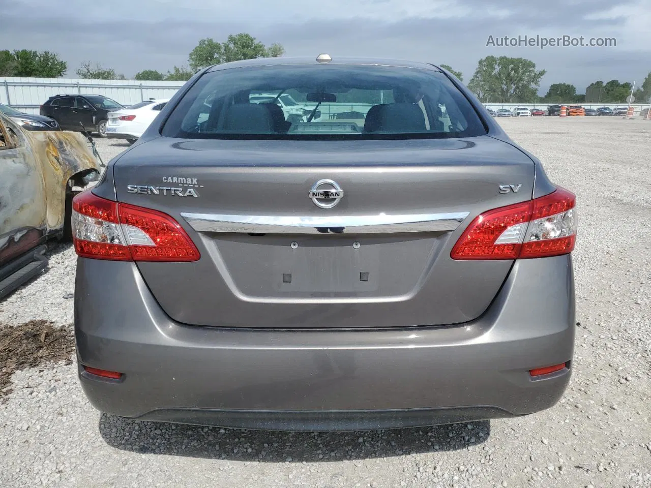 2015 Nissan Sentra S Серый vin: 3N1AB7AP1FL685871