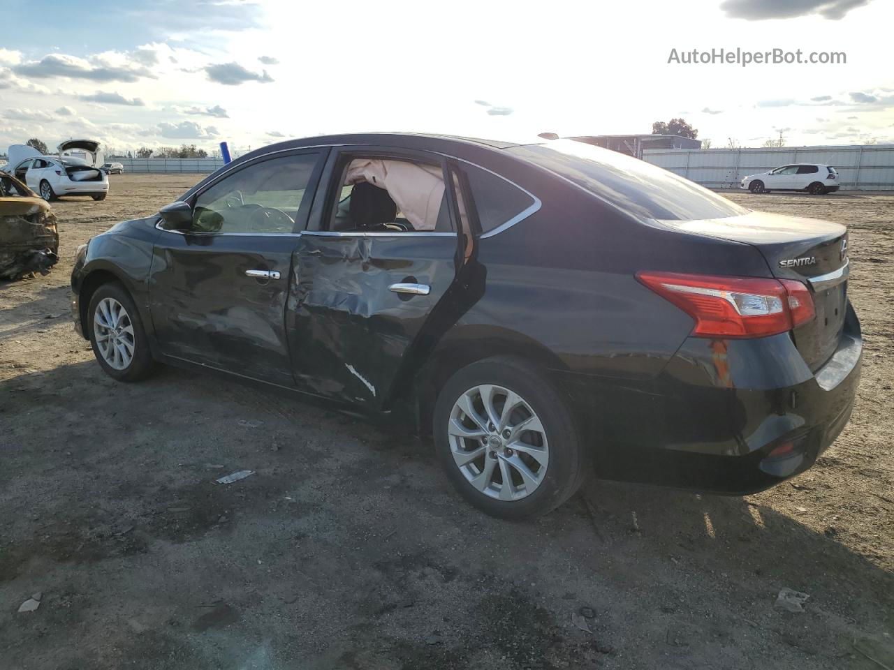 2018 Nissan Sentra S Черный vin: 3N1AB7AP1JL614890