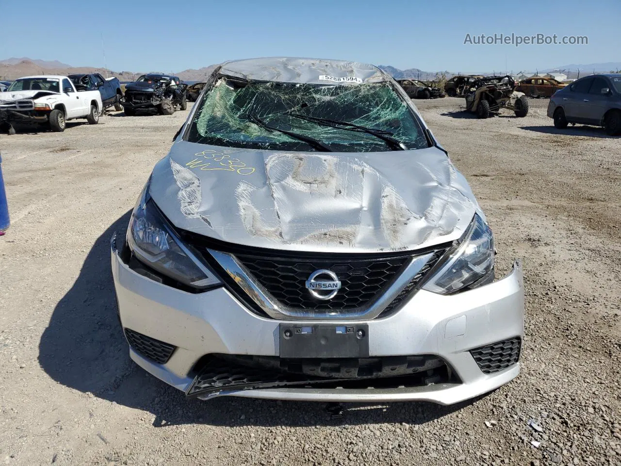 2018 Nissan Sentra S Серебряный vin: 3N1AB7AP1JY248531