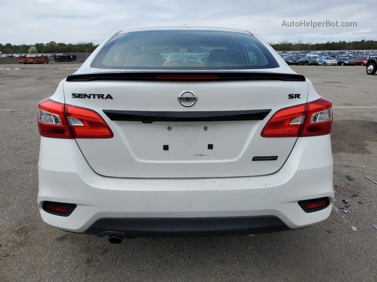 2018 Nissan Sentra S Белый vin: 3N1AB7AP1JY265684