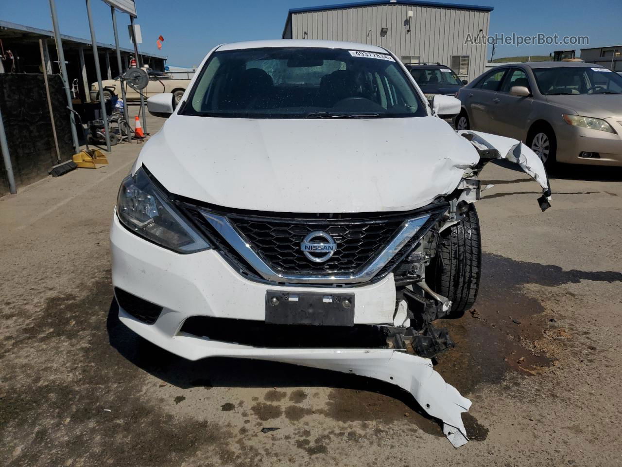 2018 Nissan Sentra S Белый vin: 3N1AB7AP1JY274420