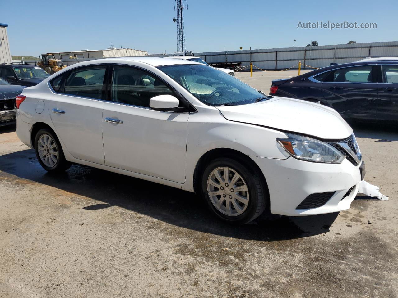 2018 Nissan Sentra S Белый vin: 3N1AB7AP1JY274420