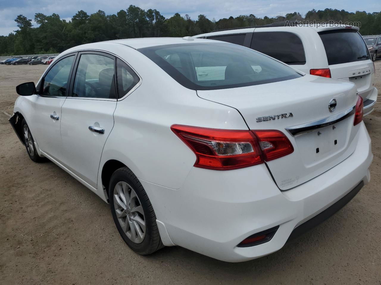 2018 Nissan Sentra S White vin: 3N1AB7AP1JY294294