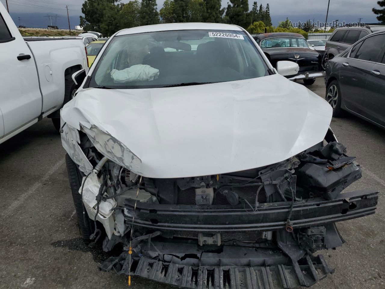 2018 Nissan Sentra S White vin: 3N1AB7AP1JY346961