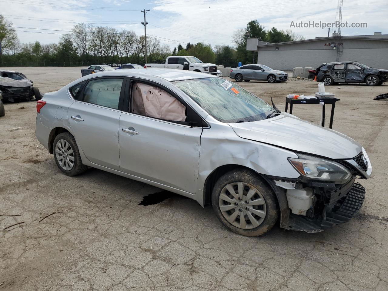 2019 Nissan Sentra S Серебряный vin: 3N1AB7AP1KY217507