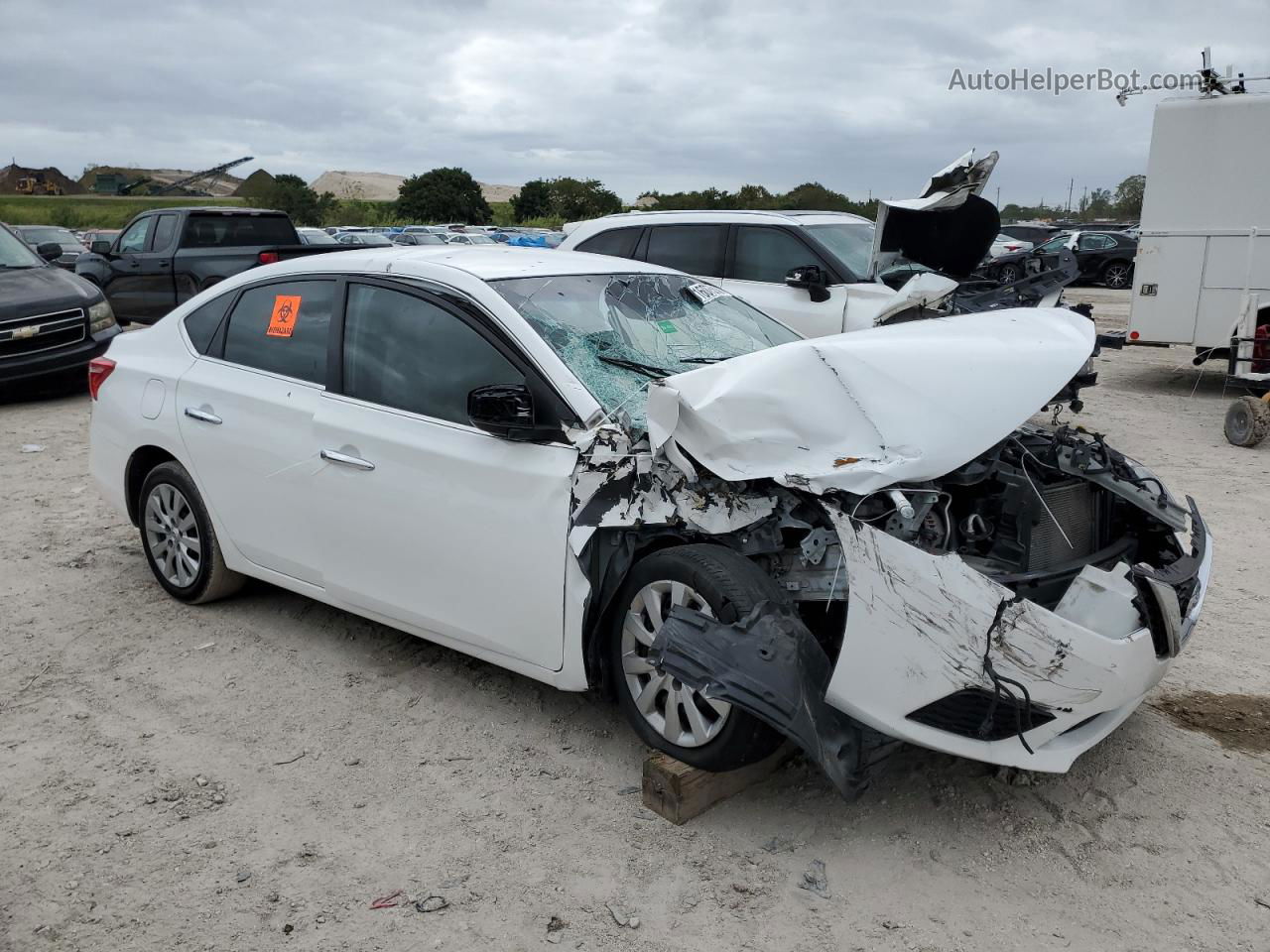 2019 Nissan Sentra S Белый vin: 3N1AB7AP1KY243136