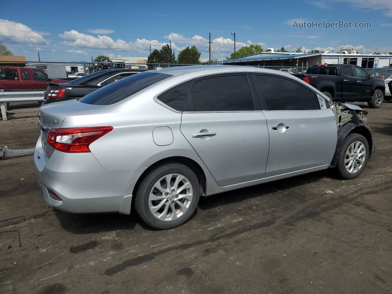 2019 Nissan Sentra S Серебряный vin: 3N1AB7AP1KY305747