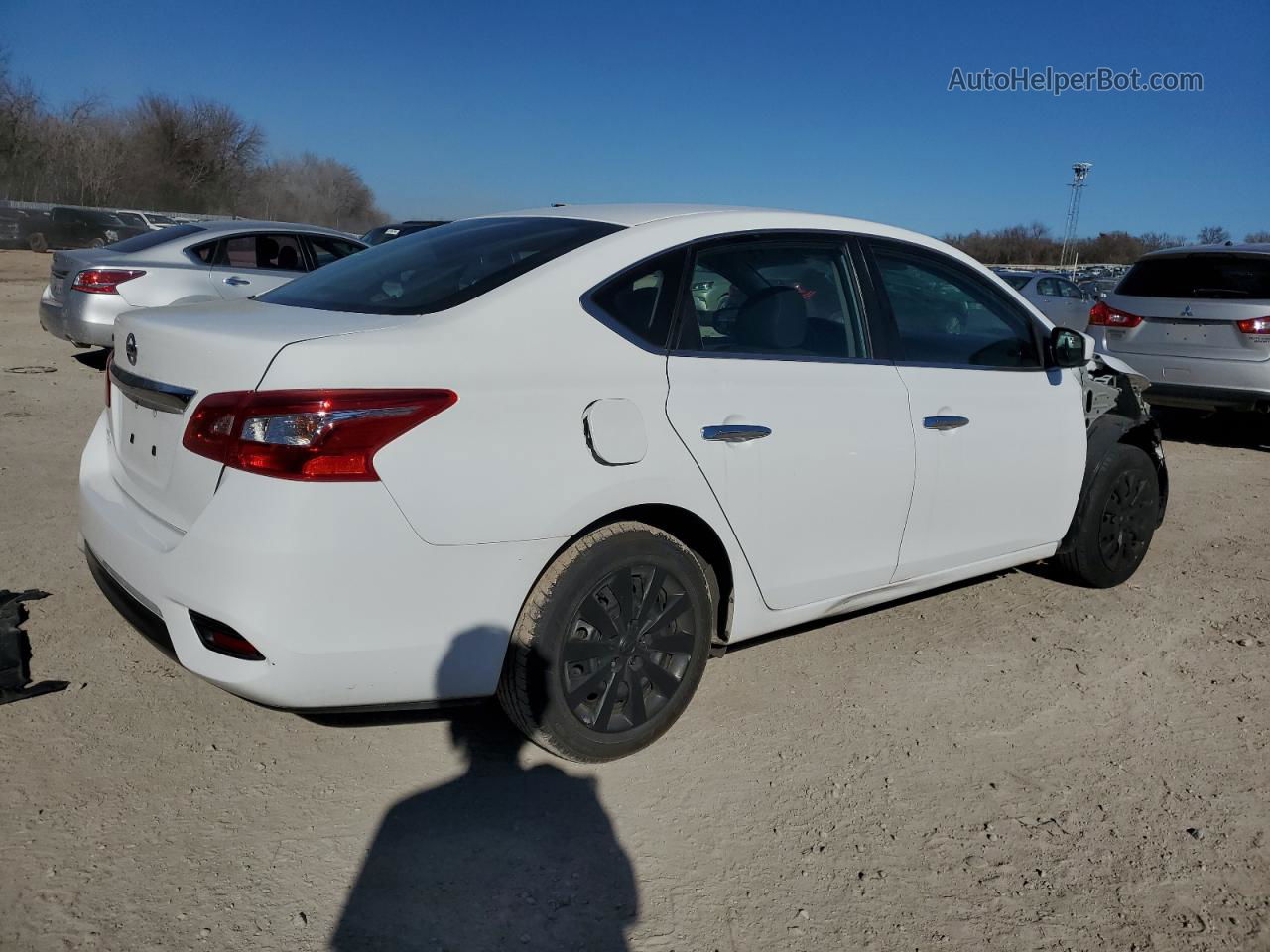 2019 Nissan Sentra S Белый vin: 3N1AB7AP1KY344855