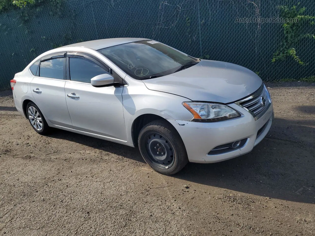 2014 Nissan Sentra S Серебряный vin: 3N1AB7AP2EY211123