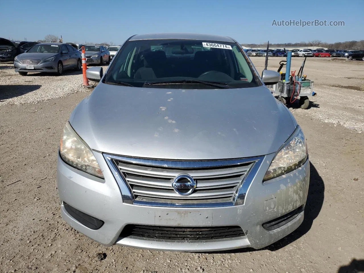 2015 Nissan Sentra S Серебряный vin: 3N1AB7AP2FL687094