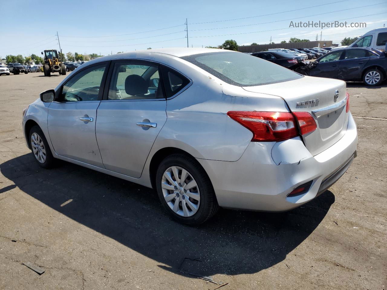 2016 Nissan Sentra S Серебряный vin: 3N1AB7AP2GY264472