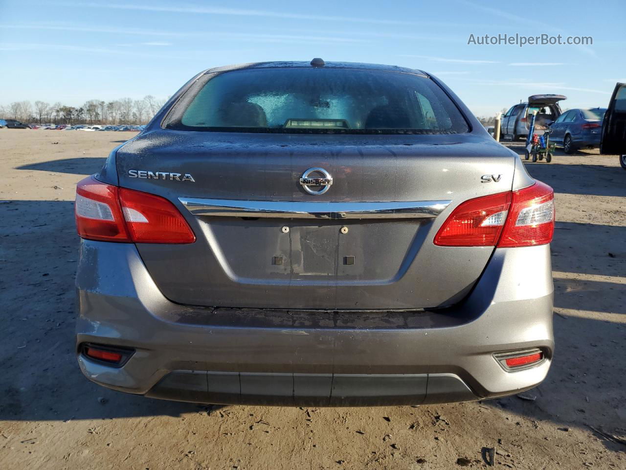 2018 Nissan Sentra S Серый vin: 3N1AB7AP2JL618446