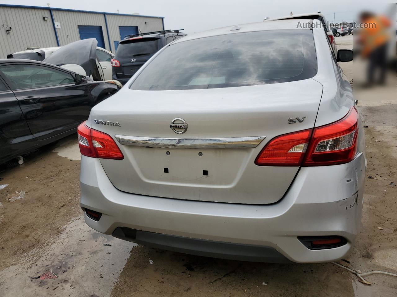 2018 Nissan Sentra S Silver vin: 3N1AB7AP2JL639183