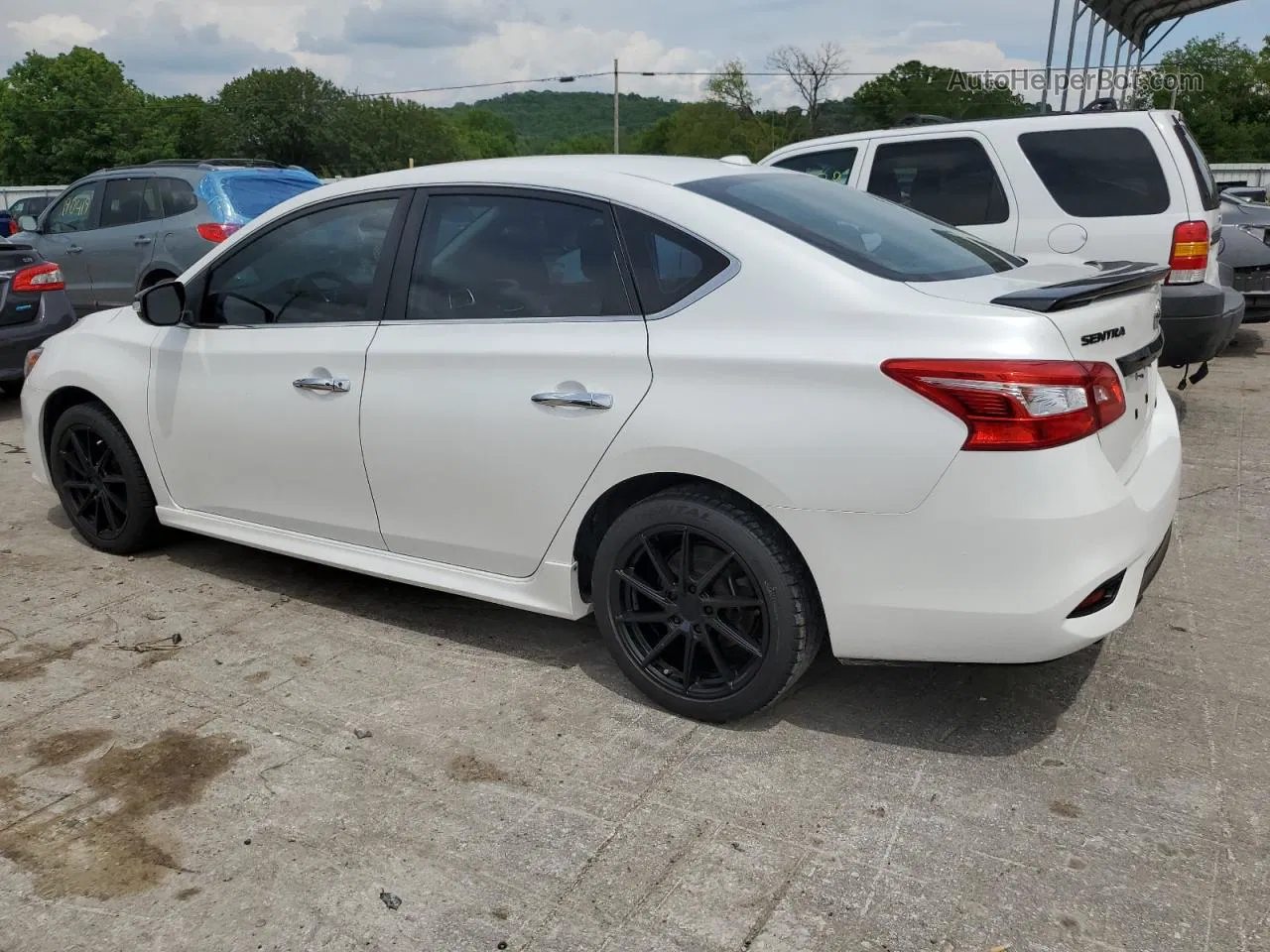 2018 Nissan Sentra S White vin: 3N1AB7AP2JY235092